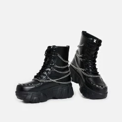 Boned Catch Black Mystic Charm Boots
