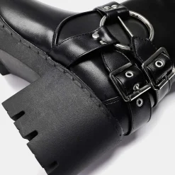 Oblivion Grunge Switch Boots