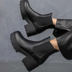 Orson Switch Chelsea Boots