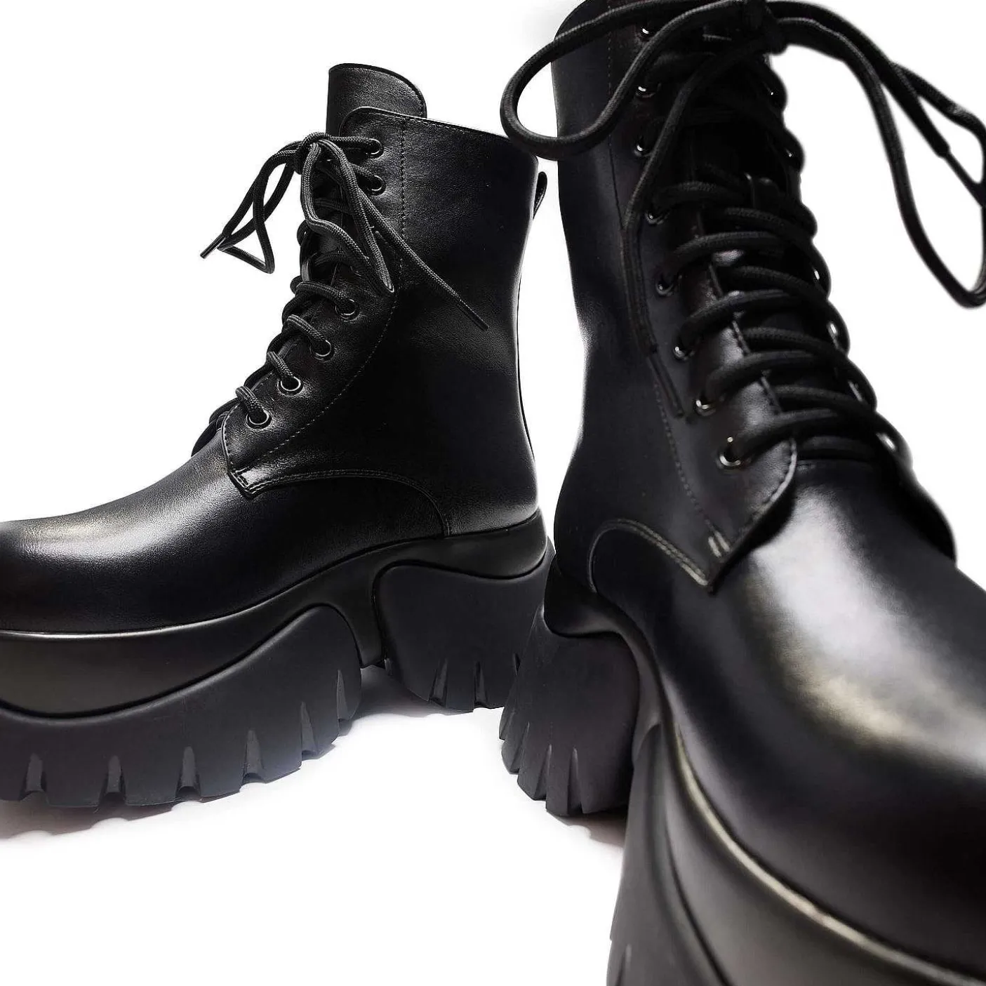 Rancor Vilun Black Lace Up Boots